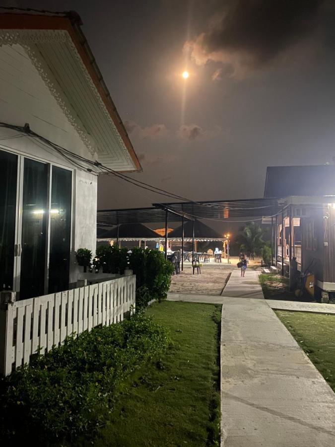 Empire Hotels & Resorts Kampong Pasir Hantu Kültér fotó